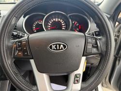 2011 KIA SORENTO Si (4x2)