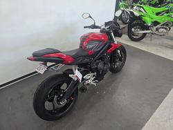 2018 Triumph STREET TRIPLE S Red