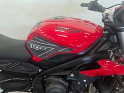 2018 Triumph STREET TRIPLE S Red