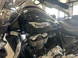 2016 Triumph Thunderbird Commander Thunderbird Black