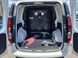 2023 Hyundai Staria Load (No Badge)