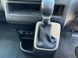 2023 Hyundai Staria Load (No Badge)