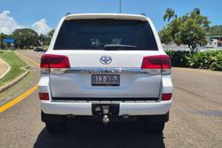 2017 Toyota Landcruiser GXL VDJ200R 4X4 Dual Range Glacier White