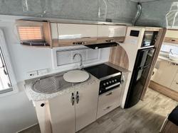 2024 Avan Aspire 555