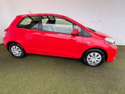 2013 Toyota Yaris YR