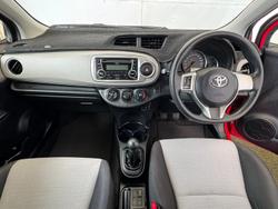 2013 Toyota Yaris YR