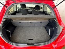 2013 Toyota Yaris YR