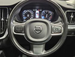 2020 Volvo XC60 T5 Momentum MY20 AWD White