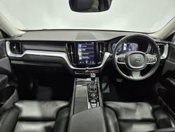 2020 Volvo XC60 T5 Momentum MY20 AWD Crystal White