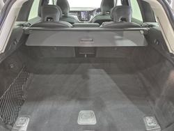 2020 Volvo XC60 T5 Momentum