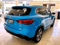 2022 MG HS Essence X