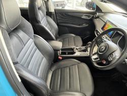 2022 MG HS Essence X