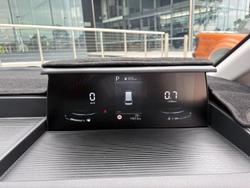 2024 Hyundai STARIA LOAD