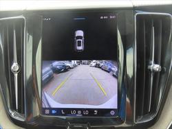 2022 Volvo XC60 B5 Inscription