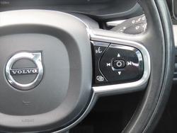 2022 Volvo XC60 B5 Inscription