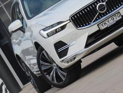 2022 Volvo XC60 B5 Inscription