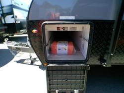 2025 Supreme 1960_C_K1e4b_T Eclipse Sunray 19'6 2 Bunk