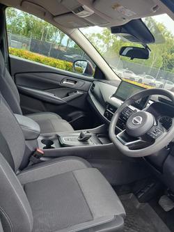 2024 Nissan QASHQAI ST+