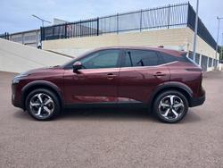2024 Nissan QASHQAI ST+