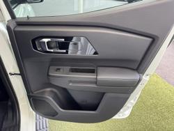 2025 Mitsubishi Triton GLS