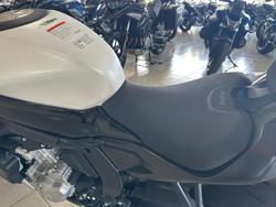 2025 CFMOTO 675NK NK White