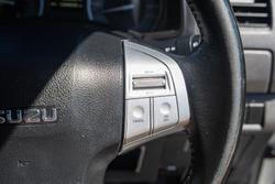 2016 Isuzu MU-X LS-T MY15.5 4x2 Titanium Silver