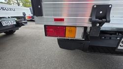 2025 Isuzu D-MAX SX High Ride MY25.5 4x2 Mineral White