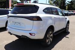 2025 Isuzu MU-X LS-T