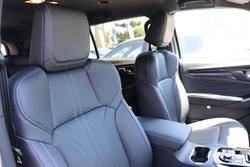 2025 Isuzu MU-X LS-T