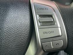 2016 Nissan Navara RX