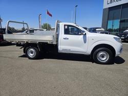 2020 Nissan Navara RX