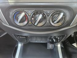 2020 Nissan Navara RX