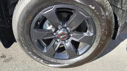 2025 Isuzu D-MAX X-TERRAIN MY25.5 4X4 Dual Range Mercury Silver