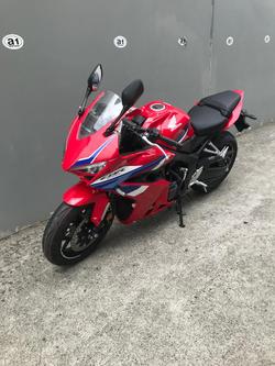 2025 Honda CBR650R E-Clutch