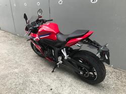 2025 Honda CBR650R E-Clutch