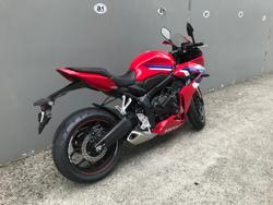 2025 Honda CBR650R E-Clutch
