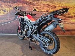 2016 Honda Africa Twin DCT (CRF1000D) Africa Twin Red