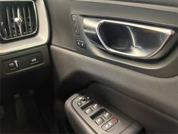 2020 Volvo XC60 T5 Momentum