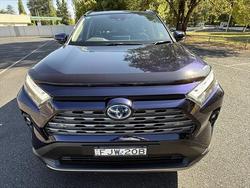 2024 Toyota RAV4 GXL