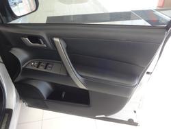 2011 Toyota Kluger KX-S