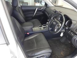 2011 Toyota Kluger KX-S