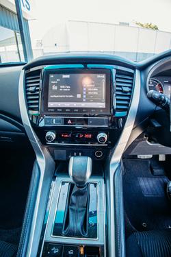 2021 Mitsubishi Pajero Sport GLX