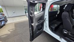 2025 Isuzu D-MAX SX MY25.5 4X4 Dual Range Mineral White