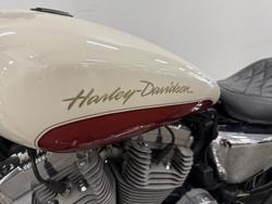 2012 HARLEY-DAVIDSON XL883L SUPER LOW White