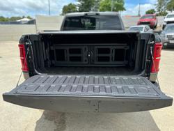 2025 RAM 1500 Limited Hurricane HO RamBox DT MY26 4X4 Dual Range Granite Crystal