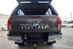 2016 Toyota Hilux SR5