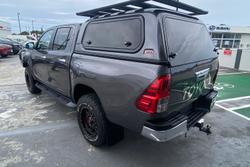 2016 Toyota Hilux SR5