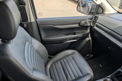 2025 Ford Everest Sport