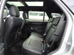 2023 Ford Everest Platinum