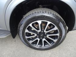 2023 Ford Everest Platinum